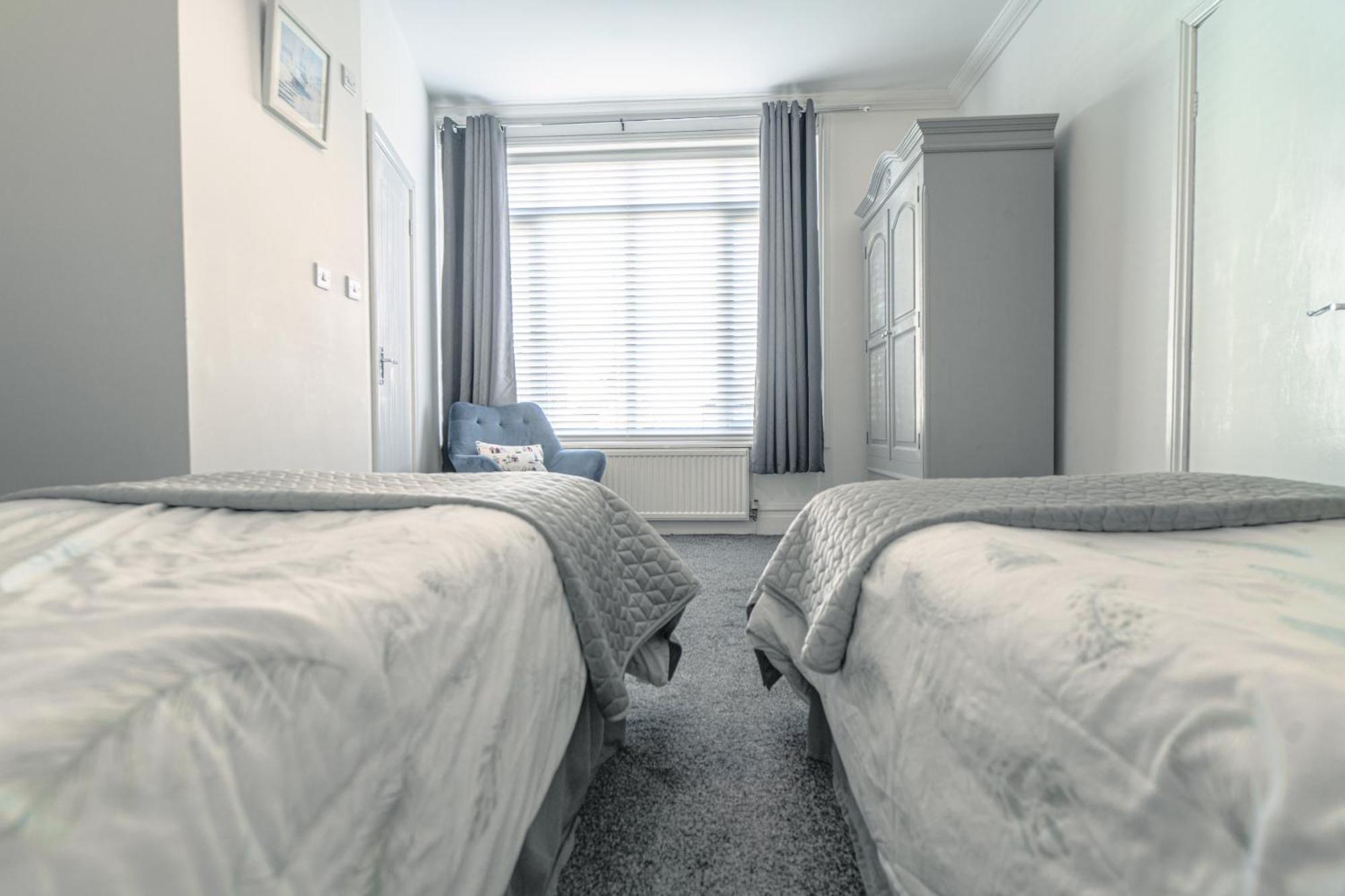 Beachmount Holiday Apartments Colwyn Bay Ngoại thất bức ảnh