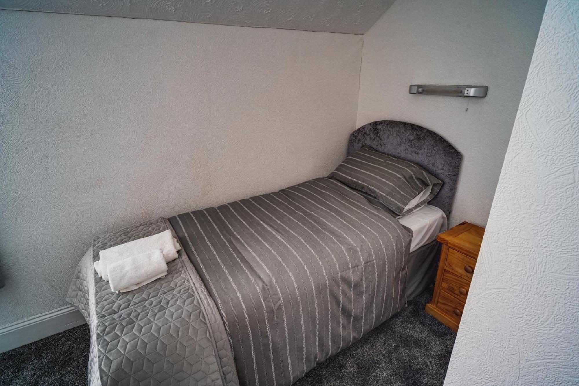Beachmount Holiday Apartments Colwyn Bay Phòng bức ảnh